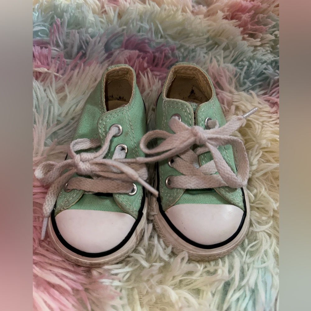Mint Converse toddler shoes size 4.